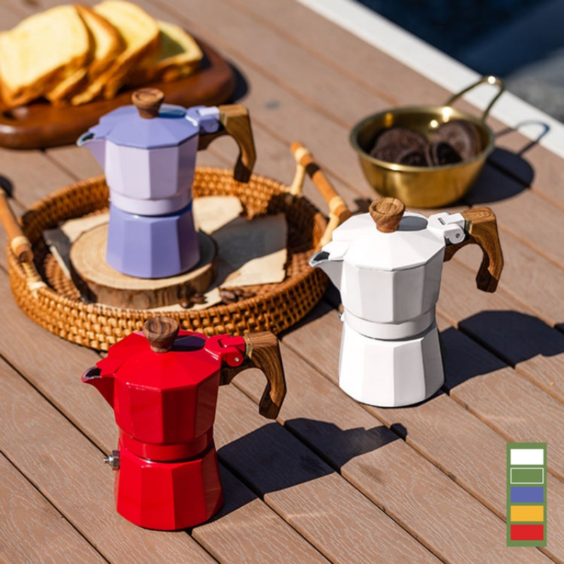 Pour Pot Aluminum - Une tasse Moka Pot verser à